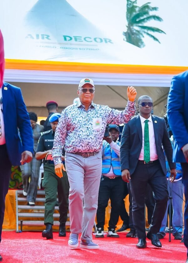 Governor Umo Eno Commissions Projects in Nsit Ubium